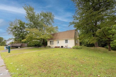 Beach Home For Sale in Toms River, New Jersey