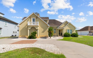 Beach Home For Sale in North Myrtle Beach, South Carolina