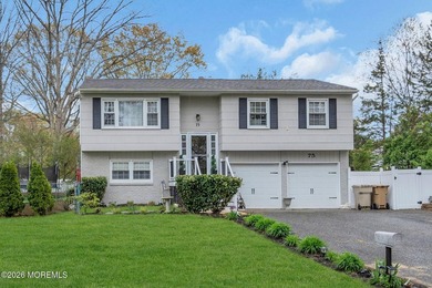 Beach Home For Sale in Bayville, New Jersey