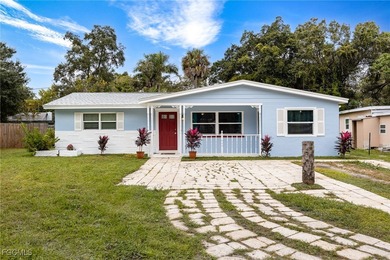 Beach Home For Sale in Fort Myers, Florida