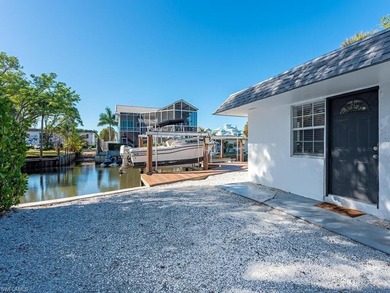 Beach Townhome/Townhouse For Sale in Naples, Florida
