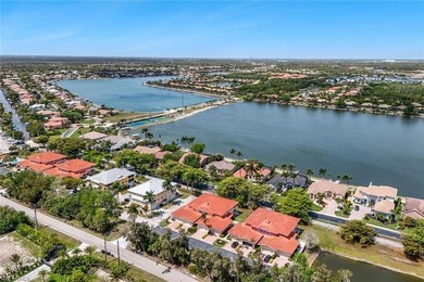 Beach Townhome/Townhouse For Sale in Fort Myers, Florida