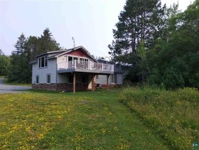 Beach Home For Sale in Bayfield, Wisconsin