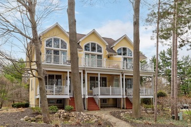 Beach Condo Active Under Contract in South Haven, Michigan