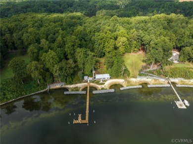 Beach Home For Sale in Hartfield, Virginia