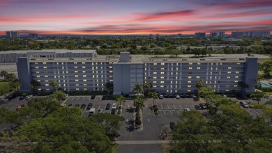 Beach Condo For Sale in Boca Raton, Florida