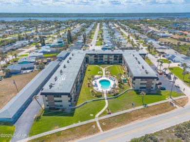 Beach Condo For Sale in Ormond Beach, Florida