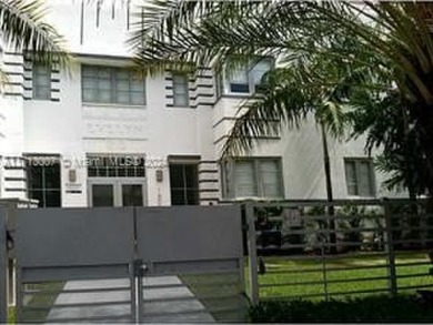 Beach Condo For Sale in Miami Beach, Florida