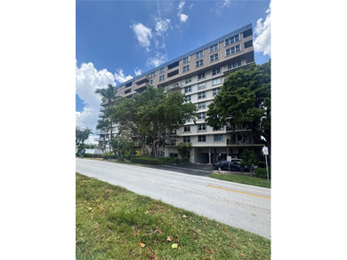 Beach Condo For Sale in Fort Lauderdale, Florida