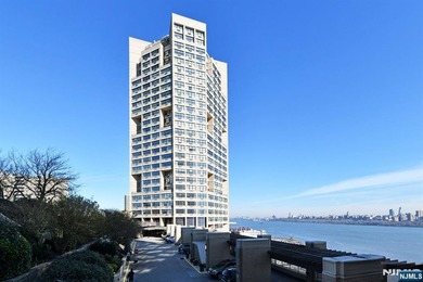 Beach Condo For Sale in Guttenberg, New Jersey