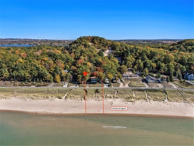 Beach Home For Sale in Pentwater, Michigan
