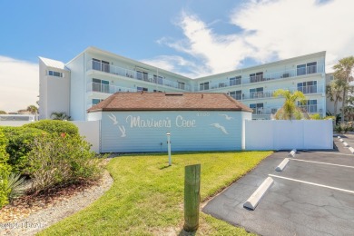 Beach Condo For Sale in New Smyrna Beach, Florida