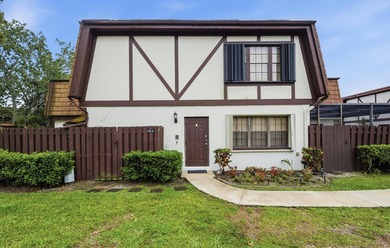 Beach Townhome/Townhouse For Sale in Royal Palm Beach, Florida