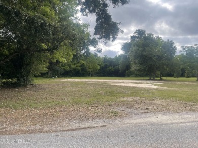 Beach Lot For Sale in Pass Christian, Mississippi