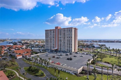 Beach Condo For Sale in St. Petersburg, Florida