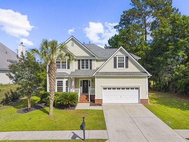 Beach Home For Sale in Mount Pleasant, South Carolina