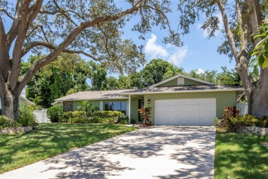 Beach Home Sale Pending in Seminole, Florida