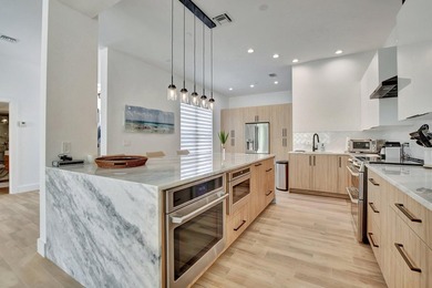 Beach Townhome/Townhouse For Sale in Boca Raton, Florida