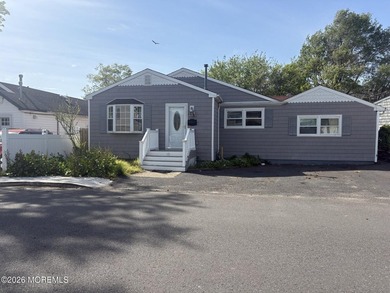 Beach Home For Sale in Keansburg, New Jersey