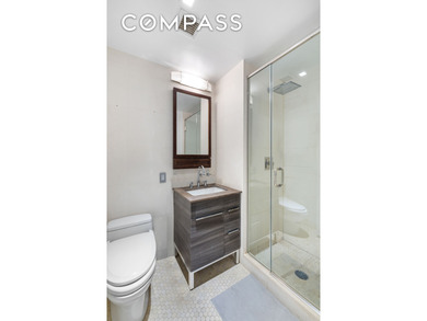 Beach Condo For Sale in New York, New York