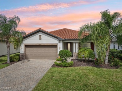 Beach Home For Sale in Fort Myers, Florida