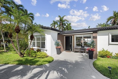 Beach Home For Sale in Hollywood, Florida