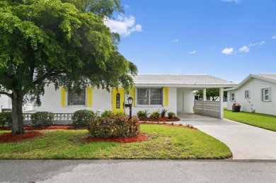 Beach Home For Sale in Boynton Beach, Florida