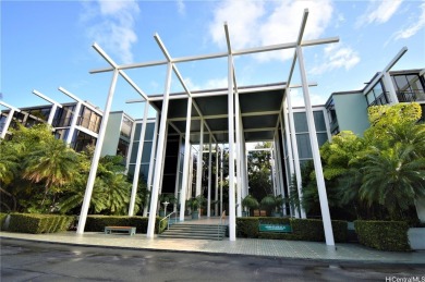 Beach Condo For Sale in Honolulu, Hawaii