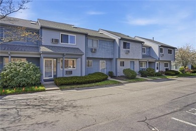 Beach Condo For Sale in Warren, Rhode Island