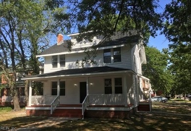 Beach Home For Sale in Norfolk, Virginia