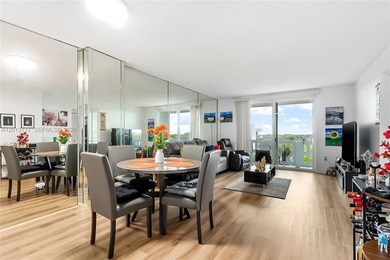 Beach Condo For Sale in Hollywood, Florida