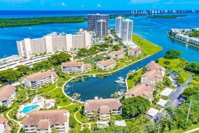 Beach Condo For Sale in North Palm Beach, Florida