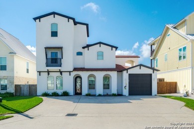 Beach Home For Sale in Rockport, Texas