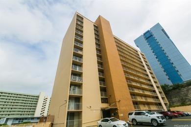 Beach Condo For Sale in Honolulu, Hawaii