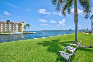 Beach Condo For Sale in North Palm Beach, Florida
