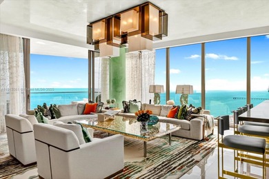Beach Condo For Sale in Sunny Isles Beach, Florida