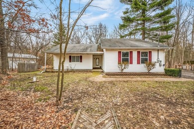 Beach Home Sale Pending in Montague, Michigan