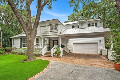 Beach Home For Sale in Palm Beach Gardens, Florida