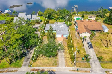 Beach Home For Sale in New Smyrna Beach, Florida