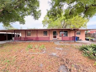 Beach Home Sale Pending in North Fort Myers, Florida