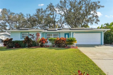 Beach Home For Sale in Clearwater, Florida