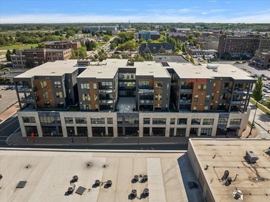 Beach Condo For Sale in Holland, Michigan