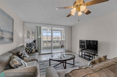 Beach Condo For Sale in Hallandale Beach, Florida