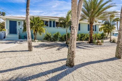 Beach Condo For Sale in Holmes Beach, Florida