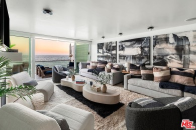 Beach Condo For Sale in Malibu, California