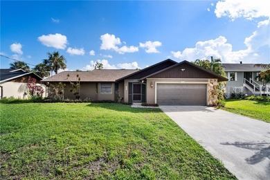 Beach Home For Sale in Fort Myers, Florida