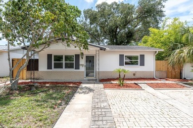 Beach Home For Sale in St. Petersburg, Florida