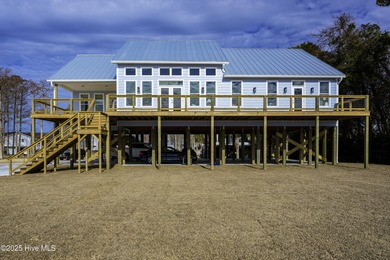 Beach Home For Sale in Aurora, North Carolina