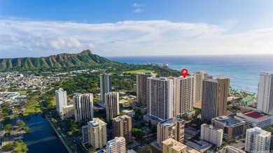 Beach Condo Active Under Contract in Honolulu, Hawaii