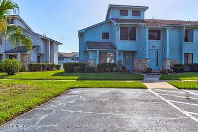 Beach Condo For Sale in Daytona Beach, Florida